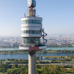 donauturm rutsche wien ausflugstipp mamilade, hoechste rutsche europa