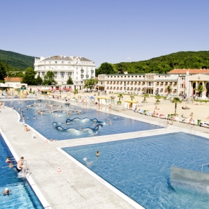 thermalstrandbad baden wien ausflugstipp mamilade