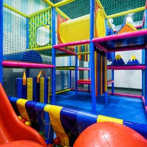 indoorspielplatz wiki kinderwelt stadion center wien ausflugstipp mamilade