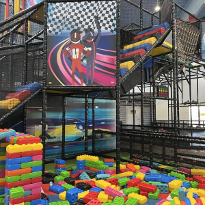 playworld spielberg indoor freizeitpark kids area mamilade ausflugstipps