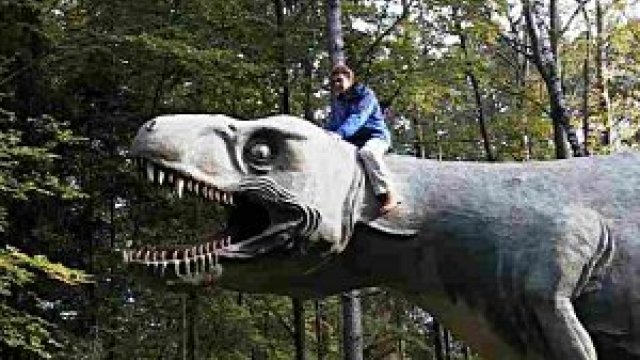 dinosaurier styrassic park erleben ausflugstipp mamilade